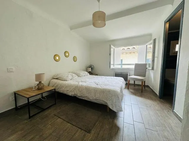 Apartment Grand T2 50m2 Centre, Vue Sur Cathedrale Narbonne